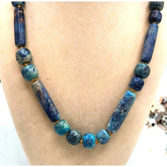 Lapis Beaded Necklace Round & Barrel Shaped Bead 18" - Picture 3 of 4